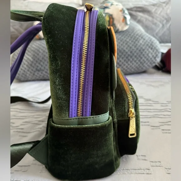 Loungefly Disney Sanderson Sister Winifred Loungefly Backpack - Picture 3 of 12